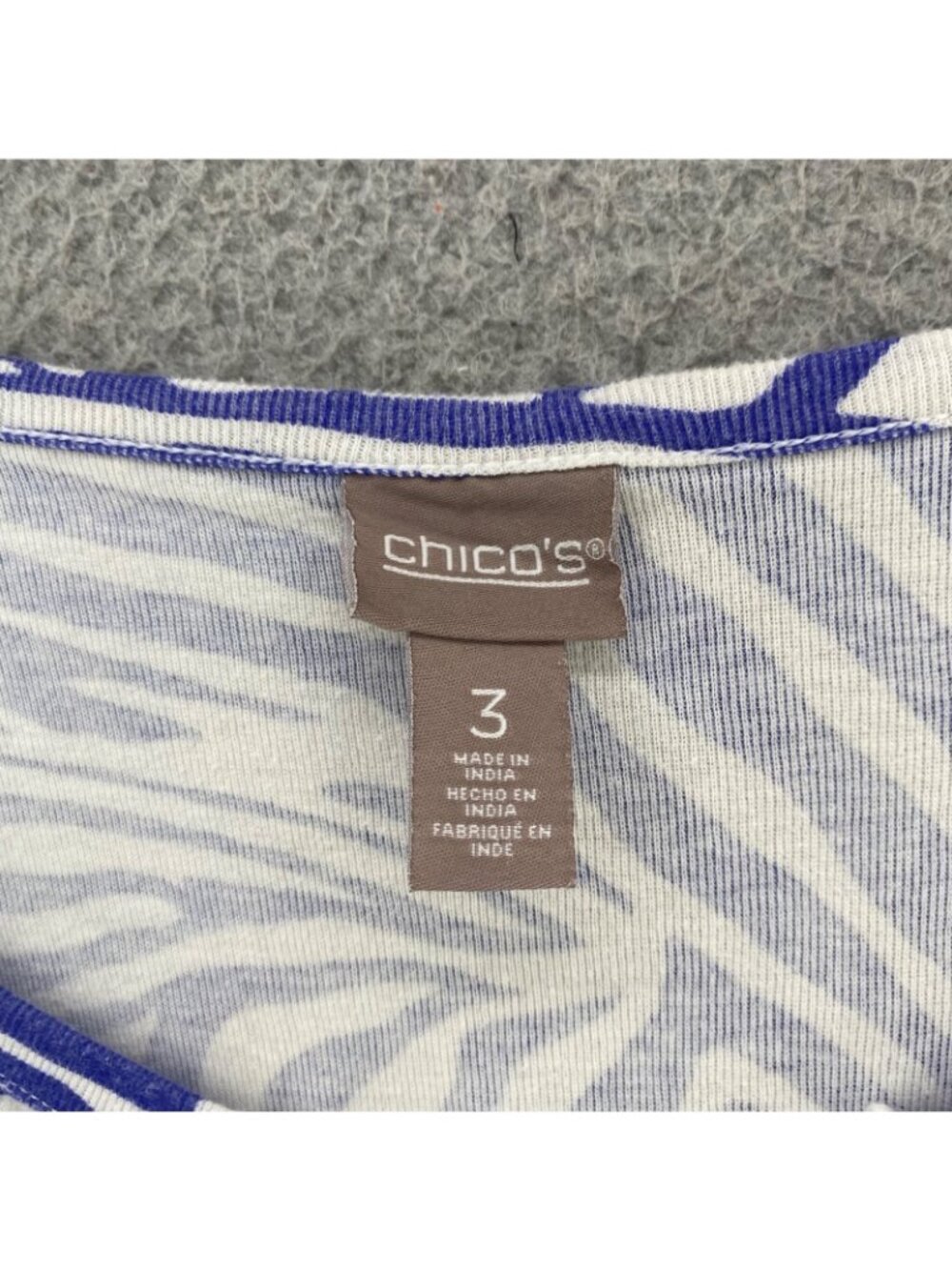 Chicos Top Womens 3 US Extra Large Blue Zebra Stripe Cotton Knit Tee Split Neck - Picture 5 of 10